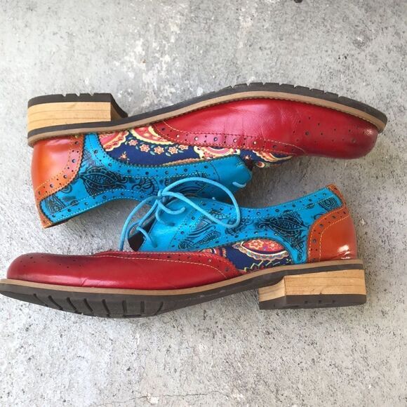 Emery rose Paisley oxfords - Picture 2 of 8